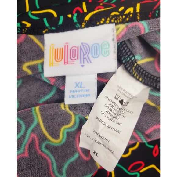 LulaRoe XL Irma Top Black Colorful Shirt Loose High Low Tunic Womens Geometric - Picture 10 of 10